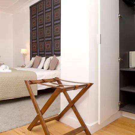 Apartmán With 4 Bedrooms In Lisboa, With Wonderful City View, Furnished Balc...