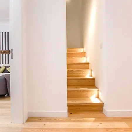 With 4 Bedrooms In Lisboa, With Wonderful City View, Furnished Balc... Apartmán Lisboa