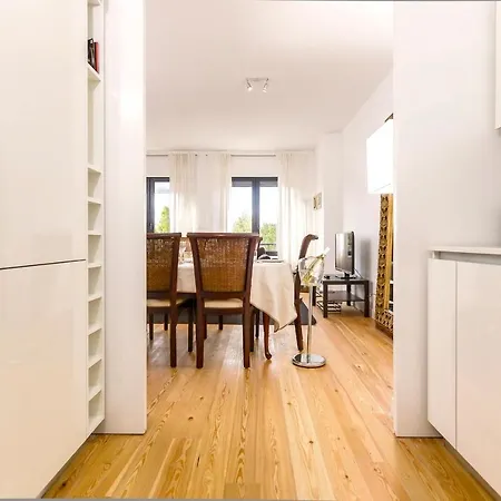 With 4 Bedrooms In Lisboa, With Wonderful City View, Furnished Balc... Appartement Lisboa